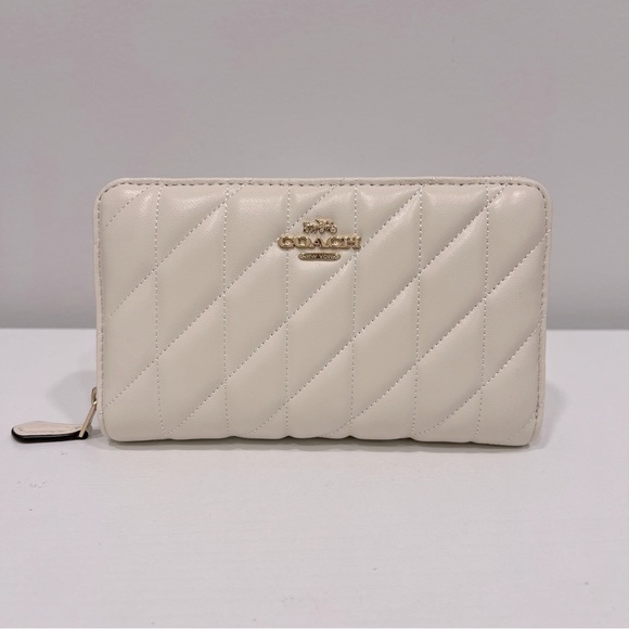 NWT - Coach Medium Id Zip Wallet With Quilting - GOLD/CHALK - Picture 6 of 11